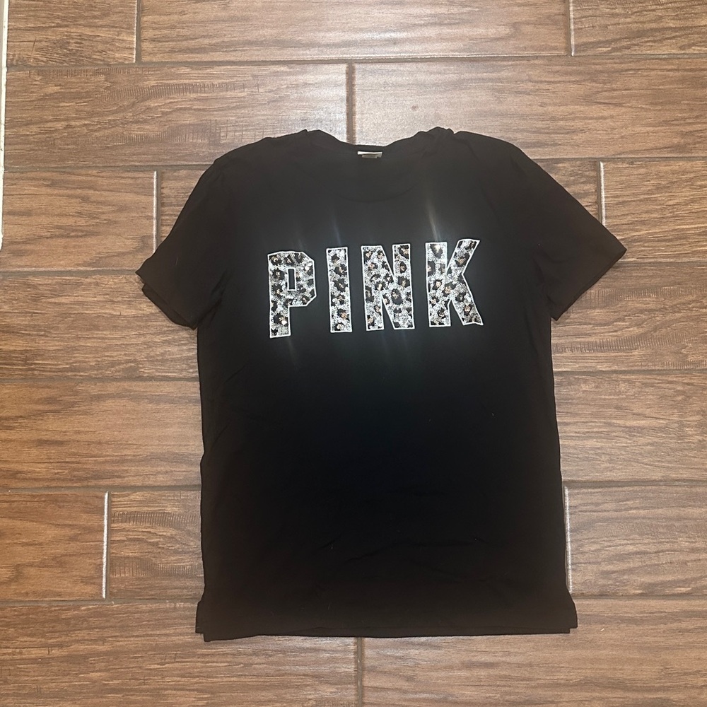 Victoria’s Secret pink brand tee size small